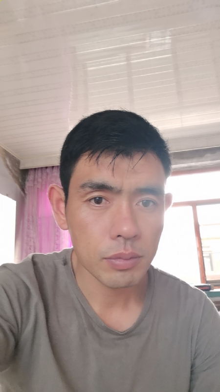 小草莓1981的第一张照片--法库蓝颜知己交友网